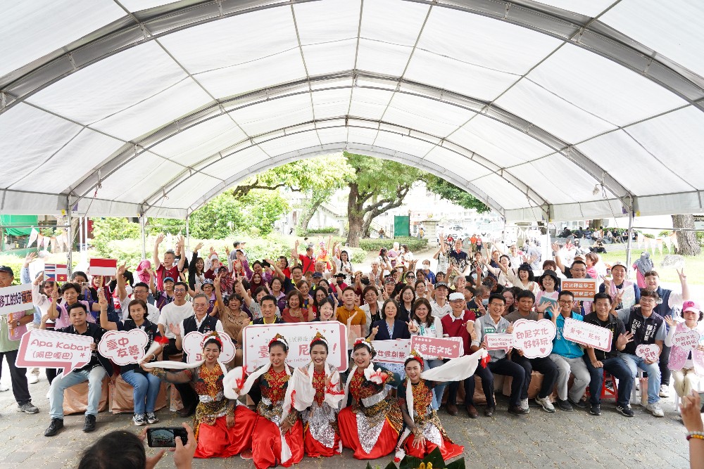 ▲臺中市婦女及新住民培力平臺團體合照。（圖／朝陽科技大學承接）