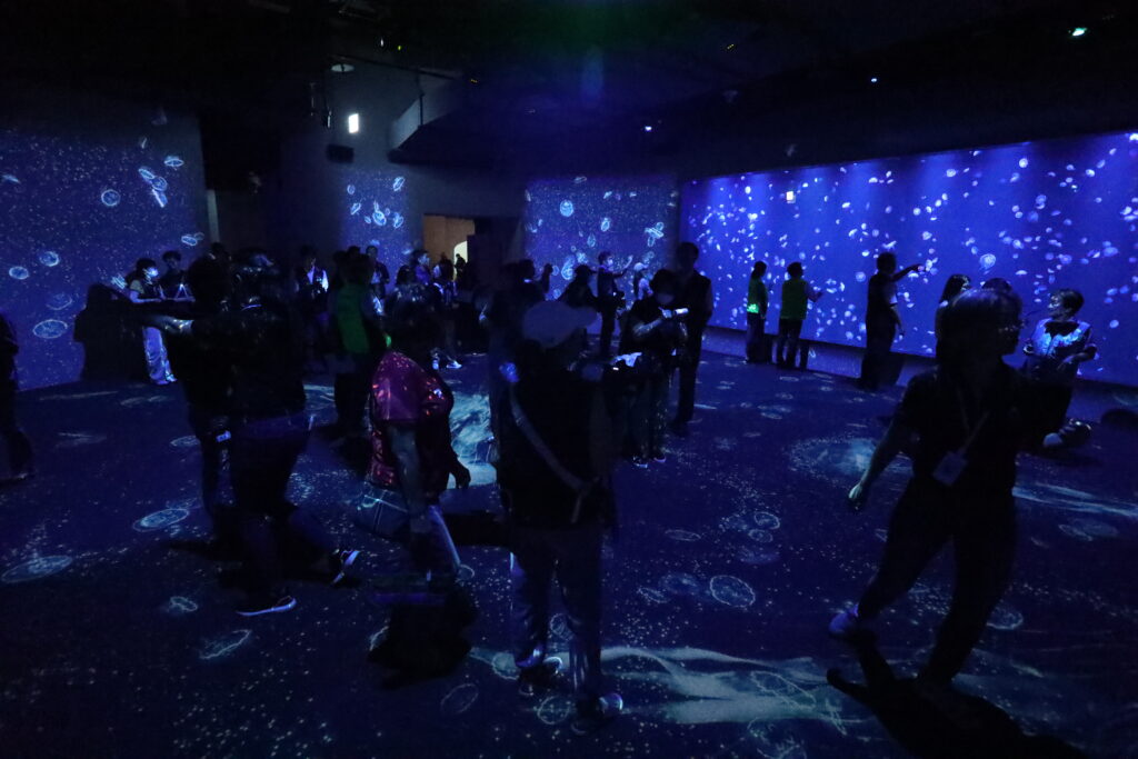 %E5%8F%B0%E4%B8%AD%E6%B5%B7%E6%B4%8B%E9%A4%A8%E6%B0%B4%E6%AF%8D%E5%B1%95%E5%8D%80 0