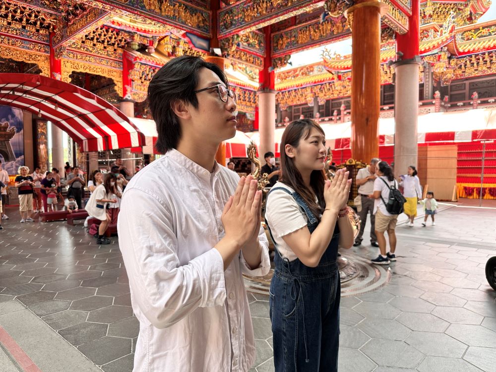 誠心不減最健康 新北普度環境友善祭祀三好事 1 《圖說》新北環保局推動「環境友善祭祀三好事」,鼓勵民眾響應環保普度。〈環保局提供〉