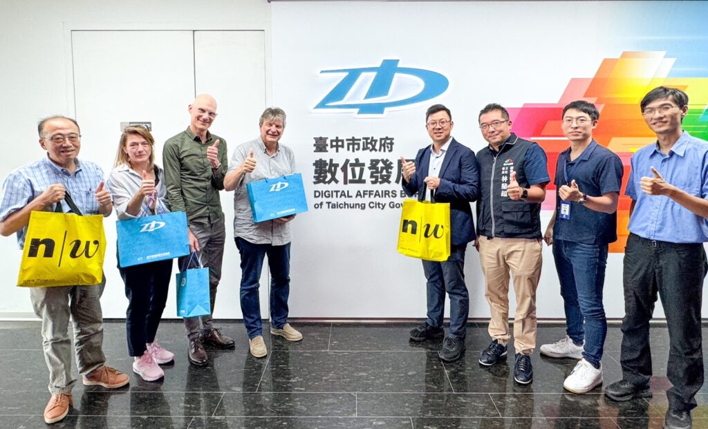 瑞士西北科大訪台中數位局 共倡智慧城市、永續與資安 1 %E5%B8%82%E5%BA%9C%E5%9C%98%E9%9A%8A%E8%88%87%E8%A8%AA%E5%9C%98%E5%90%88%E5%BD%B1
