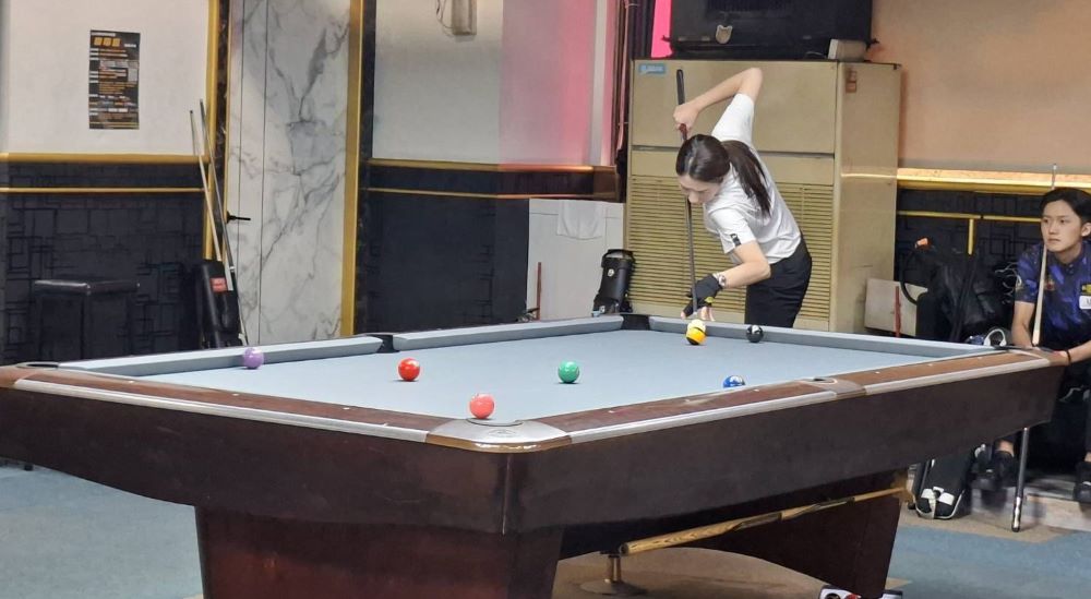 中和反毒盃撞球決賽 今將鏖戰至深夜 4 《圖說》巾幗英雄114年中和區「反毒盃撞球錦標賽」決賽英姿。〈中和區公所提供〉
