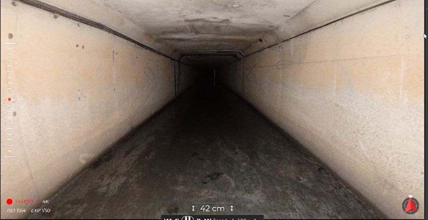 《圖說》國土署雨水下水道考評以飛行球檢視雨水箱涵內部狀況。〈水利局提供〉