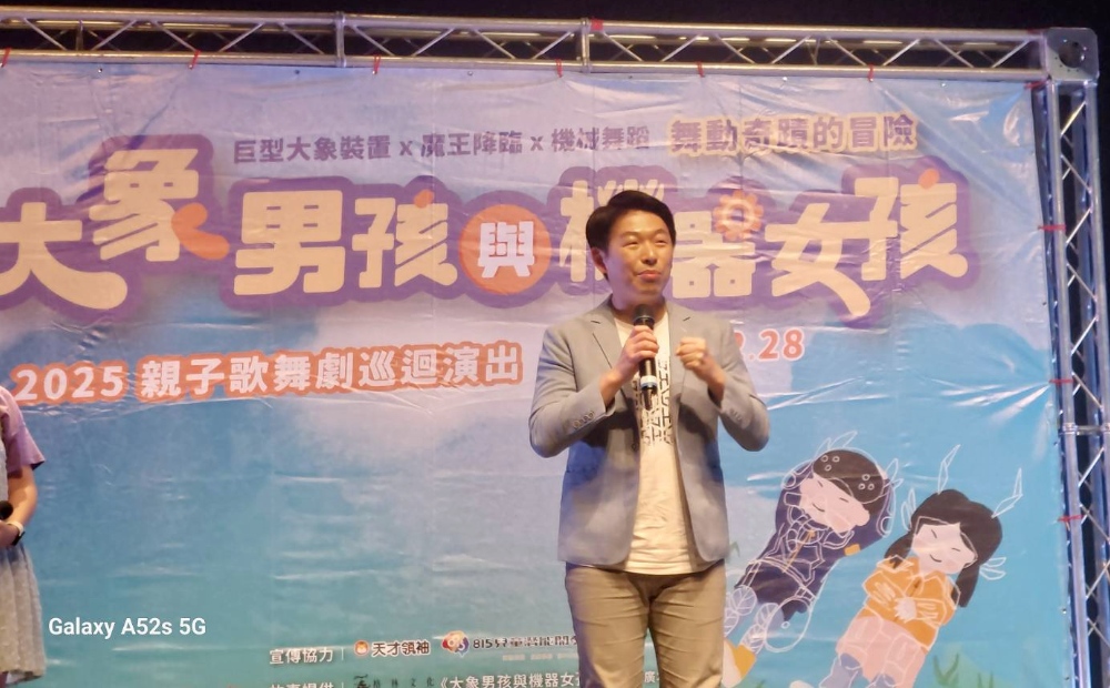 ▲天才領袖教育中心創辦人&執行長 王宏哲。(圖/蘋果劇團提供)