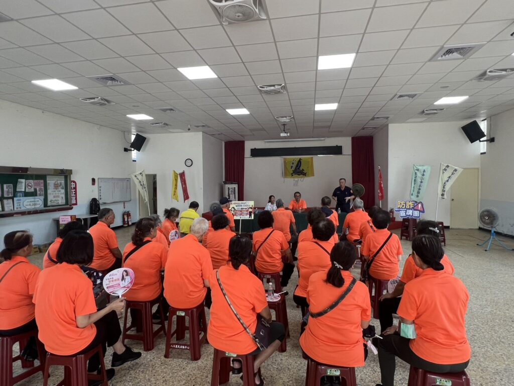 防患未然 強化防詐意識  基二警深入鄰里推動識詐宣導 4 %E5%9B%9B 9