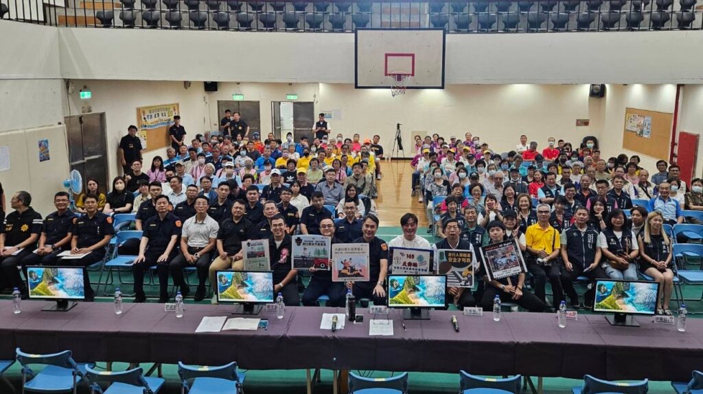 信義分局舉辦114年社區治安會議  強化  拒絕毒品  遠離詐欺  透過公私協力打造安全社區