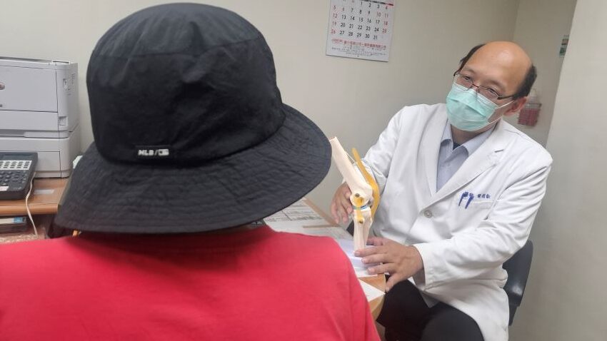 《圖說》復健科葉圜叡主任表示，透過足部客製化治療與足墊調整，可舒緩疼痛與改善足部結構。〈臺北醫院提供〉
