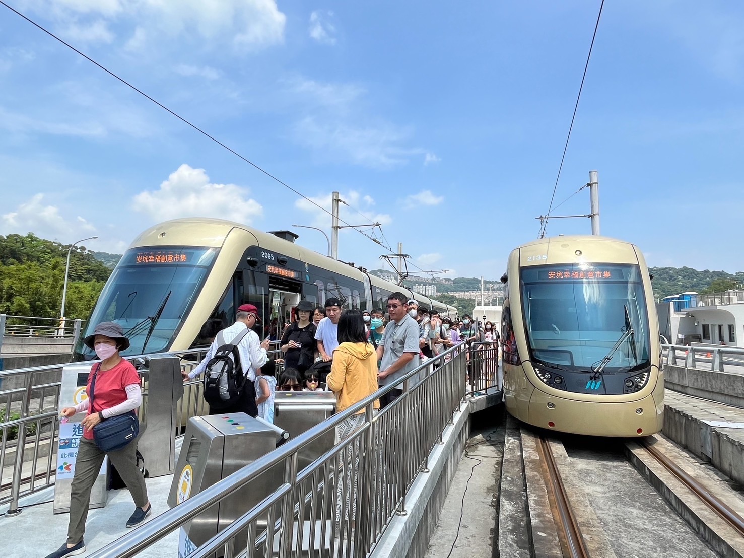 響應922世界無車日 1塊搭輕軌綠色出遊