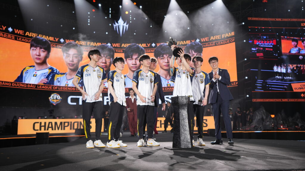 中信飛牡蠣電競隊3:0完封對手 問鼎LCP冠軍 18歲小將HongQ摘FMVP 期待10月挑戰世界賽 - 臺灣郵報 中信飛牡蠣電競隊3:0完封對手 問鼎LCP冠軍 18歲小將HongQ摘FMVP 期待10月挑戰世界賽 - 臺灣郵報