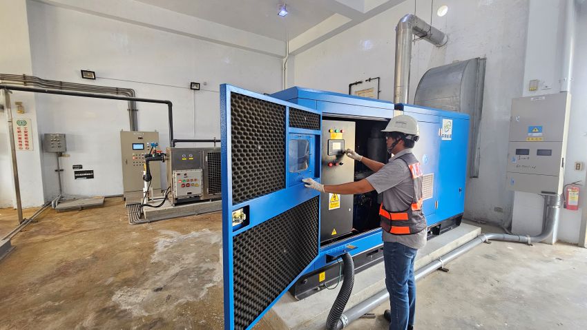 沼氣與太陽能雙電齊發 淡水水資中心節能又減碳 2 《圖說》淡水水資源回收中心沼氣發電機+建置容量:50kWp。〈水利局提供〉