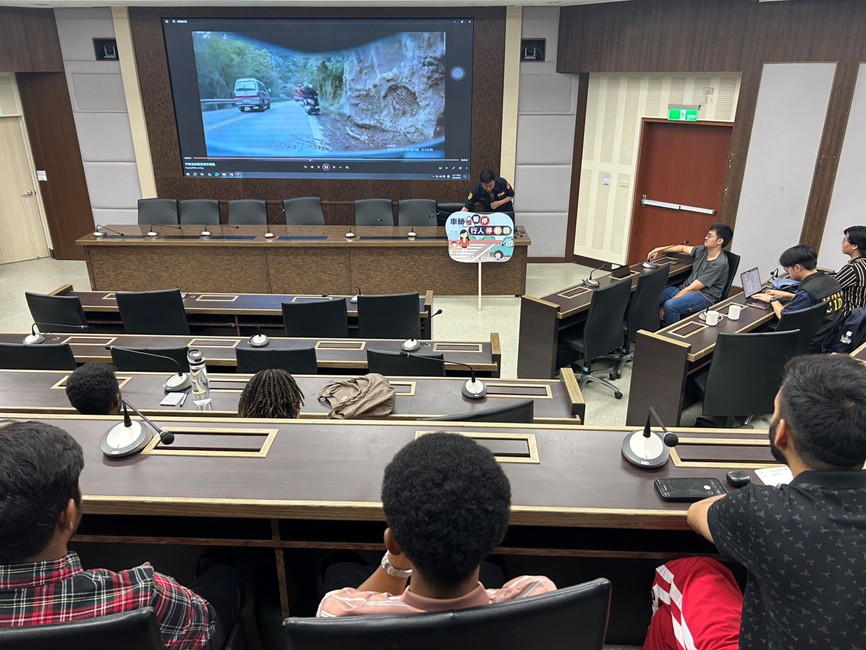 外籍生交通研習 驚聲尖叫初體驗 4 1758599203041