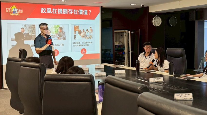 《圖說》新北消政風主任林三龍經驗工作分享。〈消防局提供〉