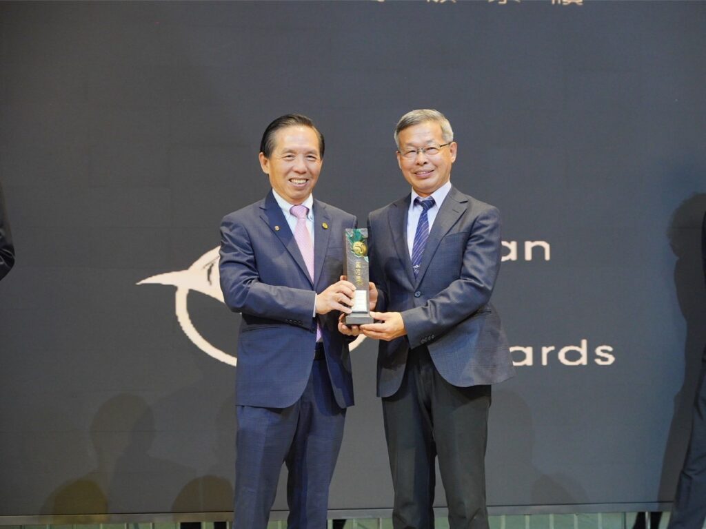 %E5%BB%BA%E8%A8%AD%E5%B1%80%E7%94%B1%E9%99%B3%E5%A4%A7%E7%94%B0%E5%B1%80%E9%95%B7%E7%8E%87%E5%9C%98%E9%9A%8A%E9%A0%98%E7%8D%8E