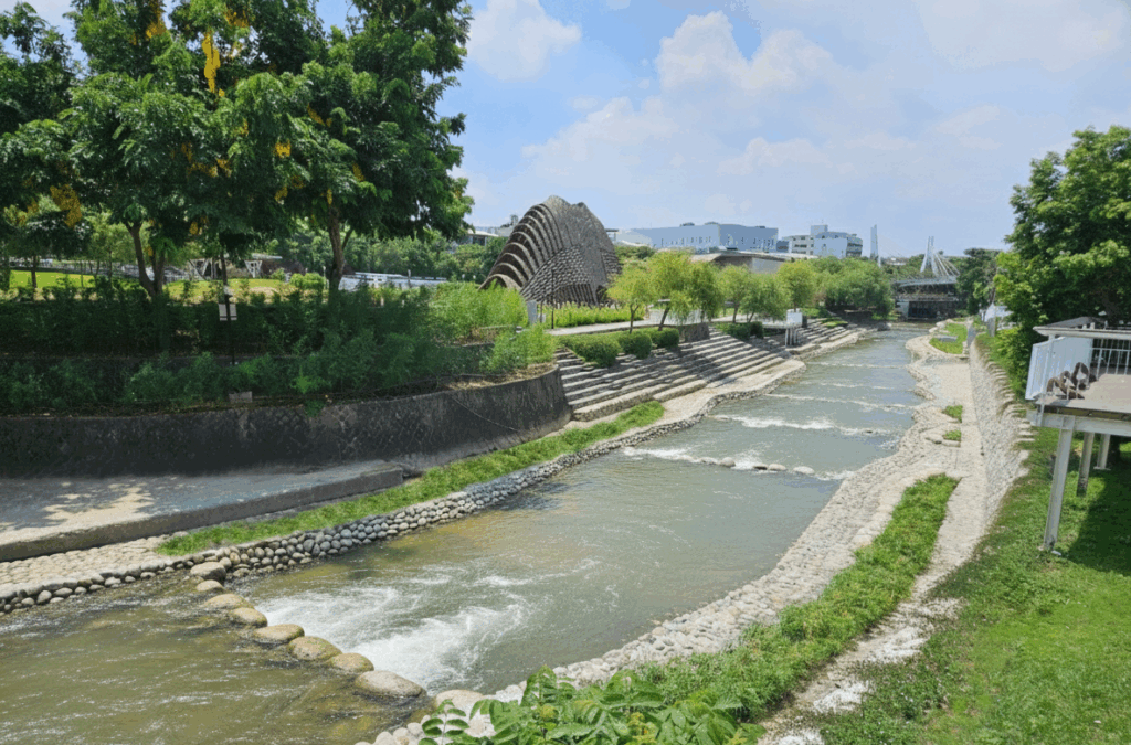 榮獲2025年建築園冶獎   台中市軟埤仔溪水環境改善工程累積7項專業大獎肯定