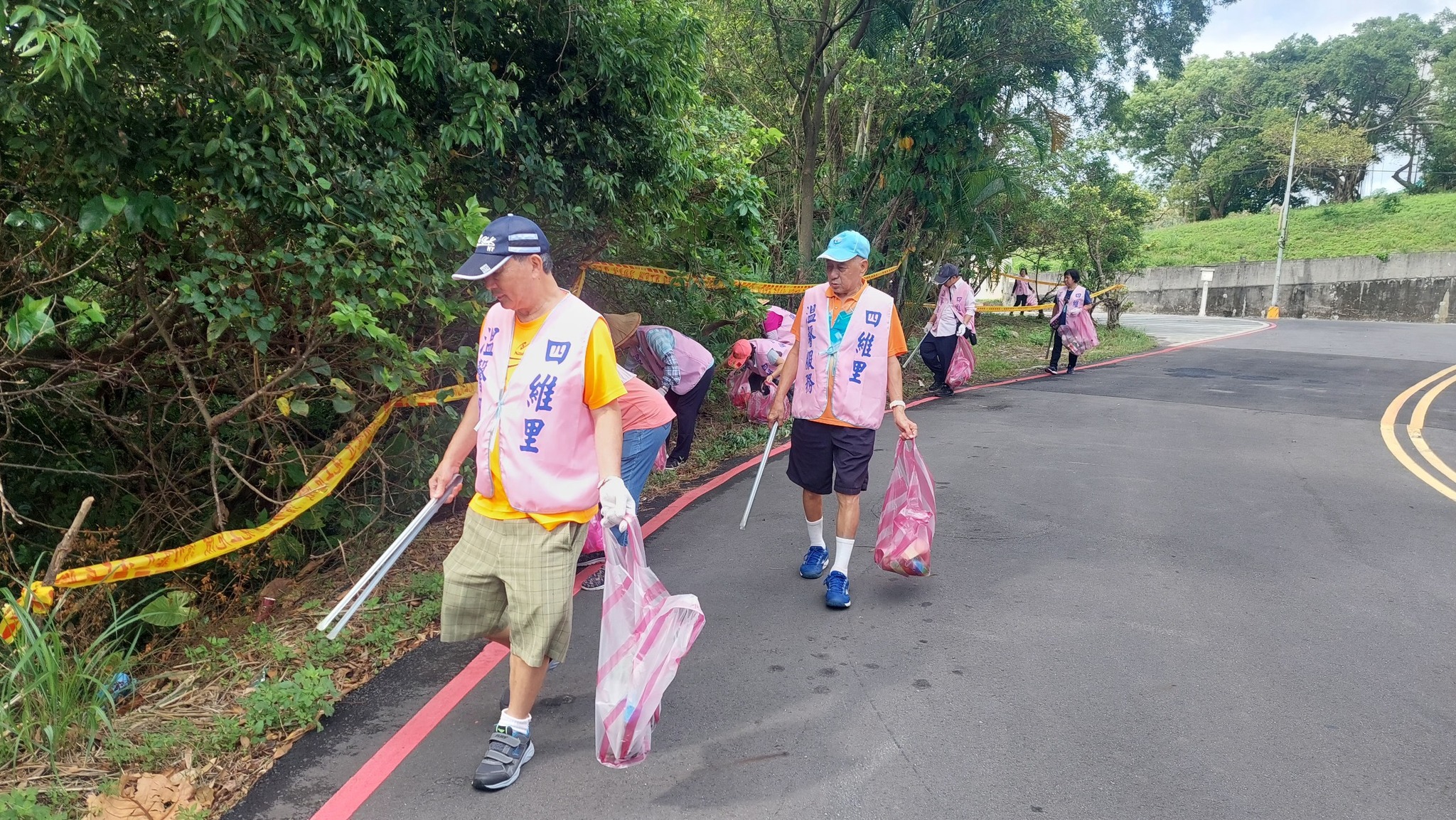 四維里環保志工淨化家園宣導「垃圾不落地」 7 555640054 2926554327531277 2755082136939181585 n