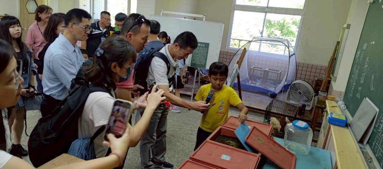 長樂國小生態校園吸引苗栗縣環教輔導團蒞臨參訪 4 602964