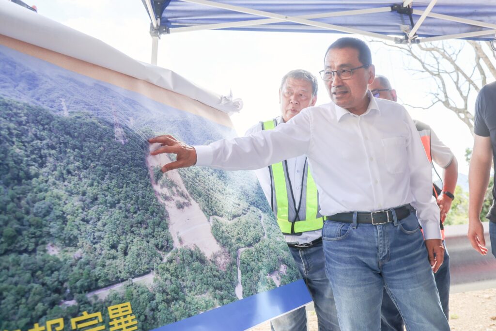 %E4%BE%AF%E5%8F%8B%E5%AE%9C%E8%B5%B4%E9%9B%99%E6%BA%AA%E5%8D%80%EF%BC%8C%E8%A6%96%E5%AF%9F%E5%8E%BB%E5%B9%B410%E6%9C%88%E5%B1%B1%E9%99%80%E5%85%92%E9%A2%B1%E9%A2%A8%E9%80%A0%E6%88%90%E5%A4%A7%E8%A6%8F%E6%A8%A1%E5%9D%8D%E6%96%B9%E7%9A%84%E5%8D%80%E9%81%93%E5%8C%9738%E7%B7%9A%E9%82%8A%E5%9D%A1%E5%BE%A9%E5%BB%BA%E5%B7%A5%E7%A8%8B