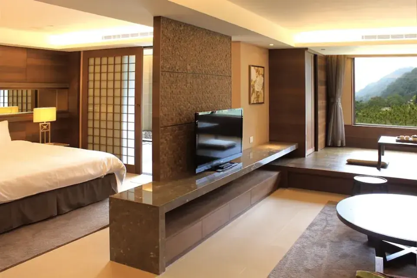 優質評鑑展多元 〈金好住〉新北首選 1 《圖說》三峽大板根森林溫泉酒店勇奪「優良旅館金獎」、「ISQM國際服務品質認證金獎」及「PetFAC寵物友善住宿認證金獎」三項金獎。〈觀旅局提供〉