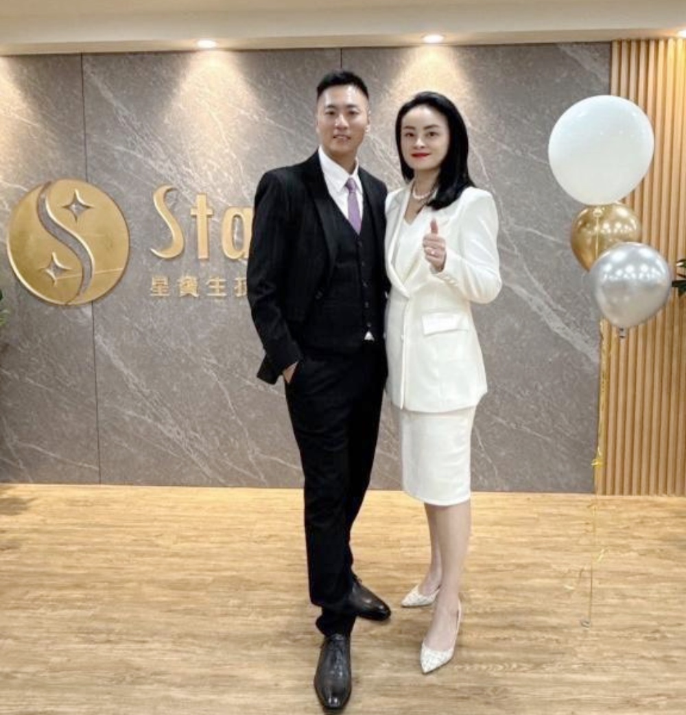 圖▲星寶生技的董事長王宥勻(右)與星寶生技的總經理是利權恩(左)有信心全球佈局。(圖/星寶生技提供)