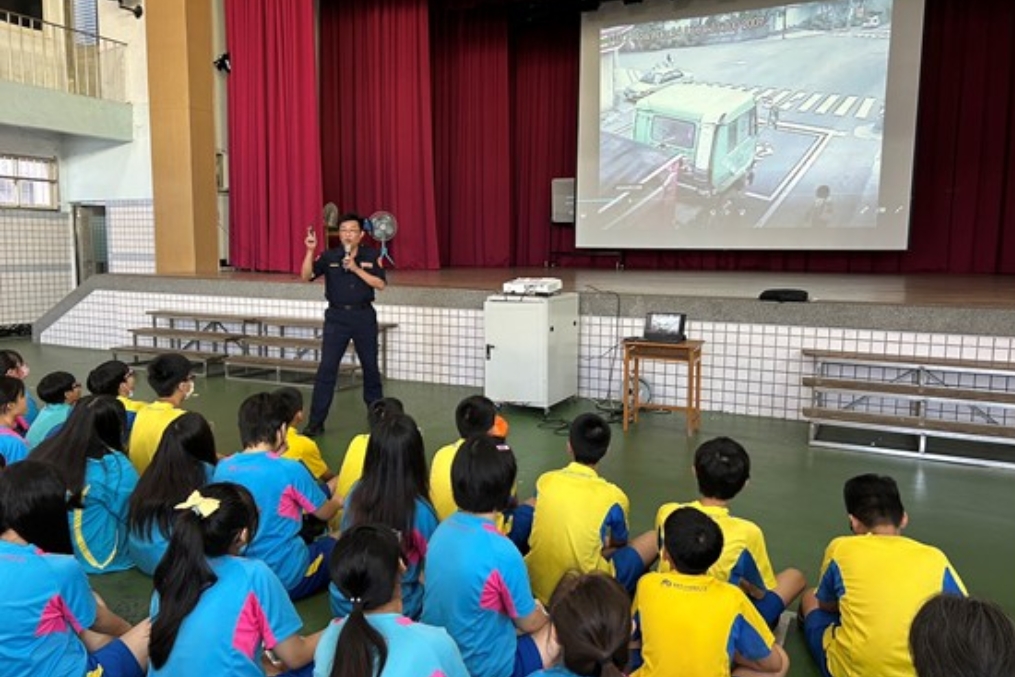 MEITU 20251007 122312891