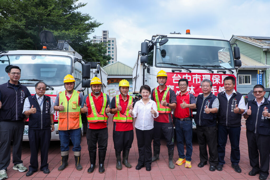 %E7%9B%A7%E5%B8%82%E9%95%B7%E8%88%87%E6%94%AF%E6%8F%B4%E5%9C%98%E9%9A%8A%E5%90%88%E5%BD%B1