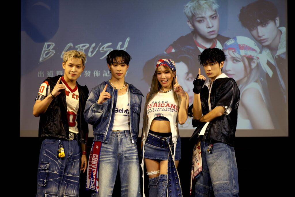 01 %EF%BC%88%E5%BE%9E%E5%B7%A6%E5%88%B0%E5%8F%B3%EF%BC%89%E6%B4%AA%E6%9A%90%E3%80%81%E5%AE%B0%E5%AE%B0%E3%80%81%E8%9D%B6%E9%A6%99%E3%80%81%E5%BD%A5 %E8%B8%A2%E5%B8%95%E5%A8%9B%E6%A8%82 %E6%8F%90%E4%BE%9B 1