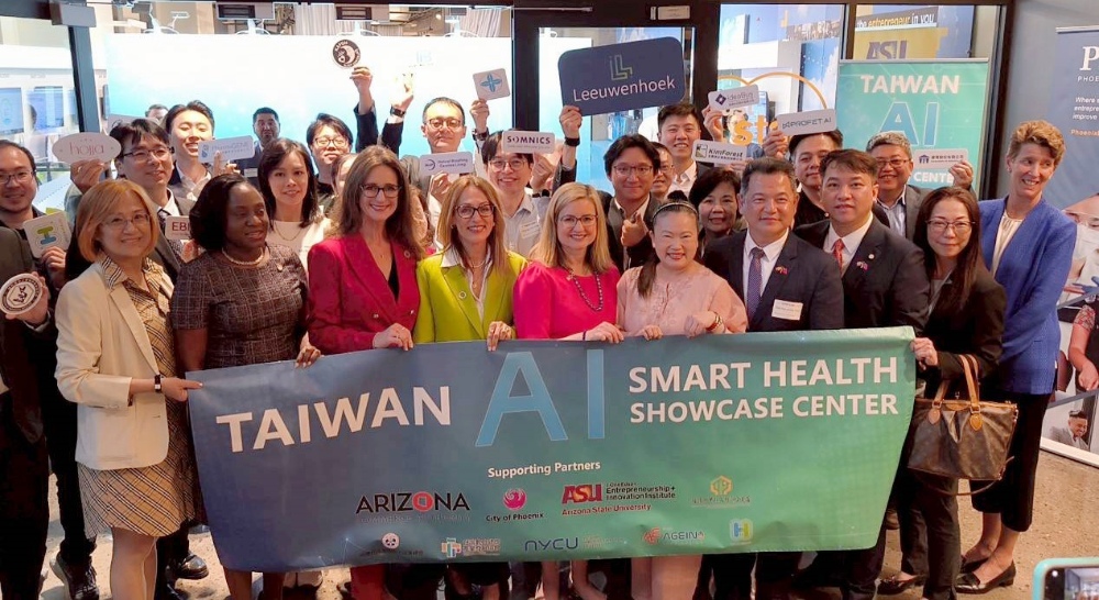 圖▲亞利桑那州台灣 AI 智慧醫療展示中心正式開幕。