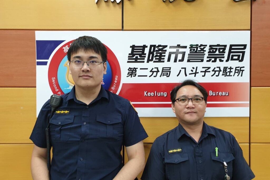 八斗子警識破陷阱 機警勸阻民眾免淪詐團共犯 3 MEITU 20251015 102156105