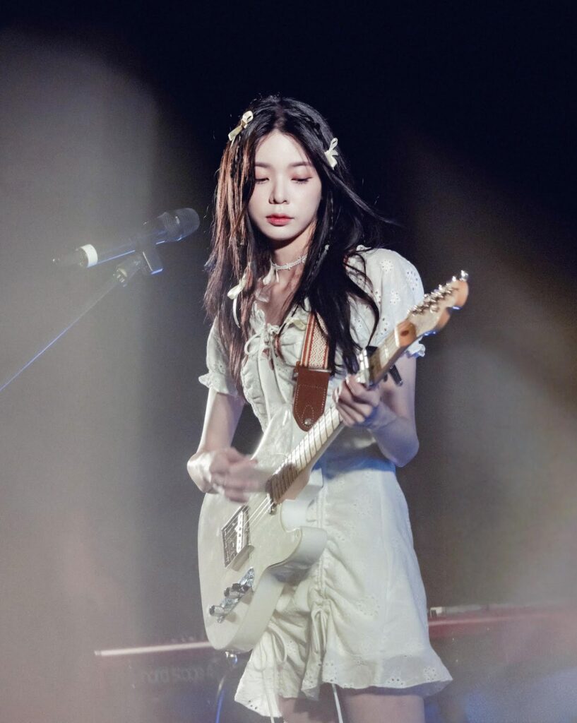 嚴爵鮪魚肚影音再推新聲 師姐陳華暖心力挺「把緊張當成身體在加油」 8 %E4%B8%8B%E5%8D%884.31 2025 10 27%E7%9A%84%E5%BD%B1%E5%83%8F 3