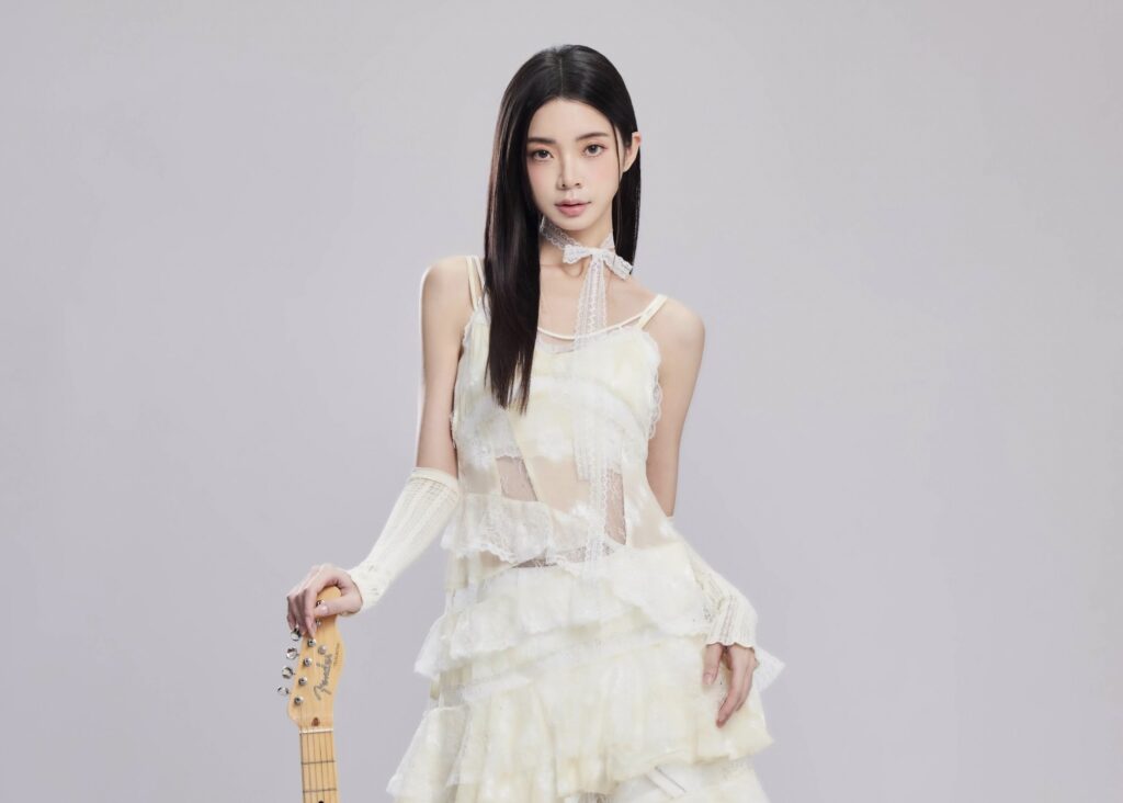 嚴爵鮪魚肚影音再推新聲 師姐陳華暖心力挺「把緊張當成身體在加油」 6 %E4%B8%8B%E5%8D%884.31 2025 10 27%E7%9A%84%E5%BD%B1%E5%83%8F