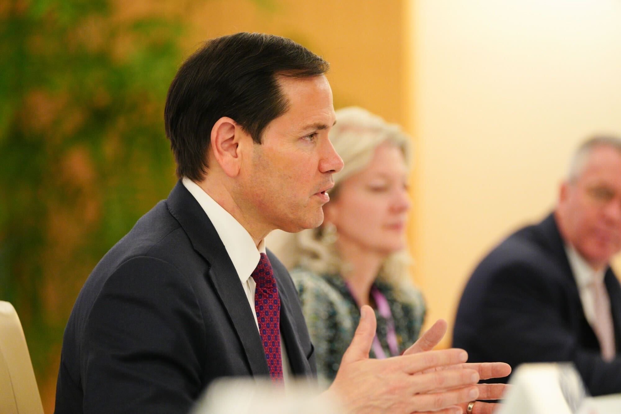 川習會前白宮氛圍緊繃!NBC:幕僚憂川普改口「反對台獨」 2 美國務卿盧比奧日前訪東協時曾表態,美國不會為了貿易讓步而犧牲台灣。圖/取自Secretary Marco Rubio X