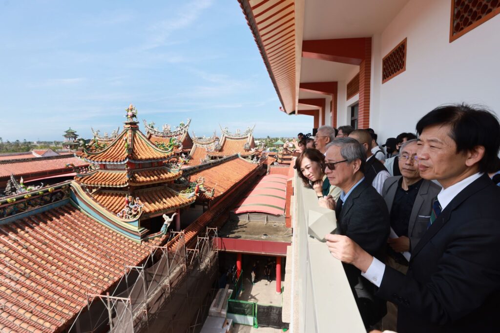 關心臺南市文化資產災後復原 文化部長李遠:重建不只是重建 而是要變得更好 10 b488d7fd 22c5 4744 ac95 a7f76a935492 1024x683 1