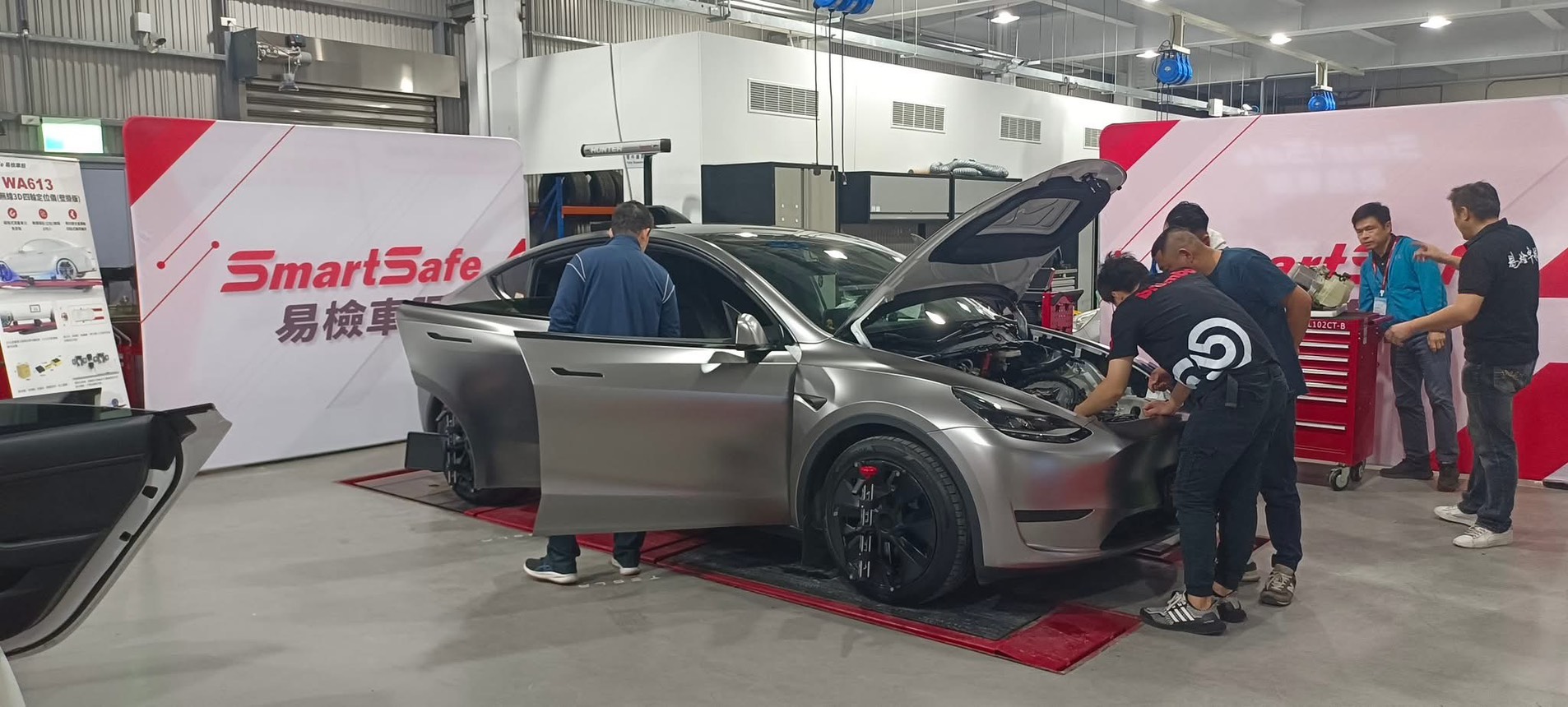 汽車專業技師齊聚東南科大永續創新電動車維修技術 4 S 468656158