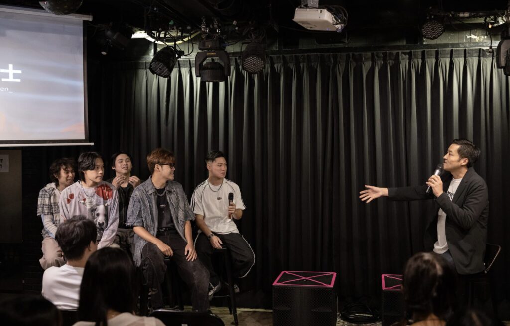 %E4%B8%AD%E5%8D%8812.02 2025 11 3%E7%9A%84%E5%BD%B1%E5%83%8F