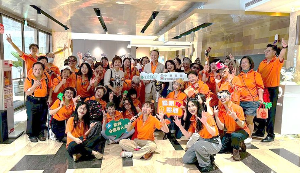 合庫人壽暖心帶領走讀金融街 穿越百年時光守護家庭照顧者 5 01%E5%90%88%E5%BA%AB%E4%BA%BA%E5%A3%BD%E6%9A%96%E5%BF%83%E5%B8%B6%E9%A0%98%E8%B5%B0%E8%AE%80%E9%87%91%E8%9E%8D%E8%A1%97