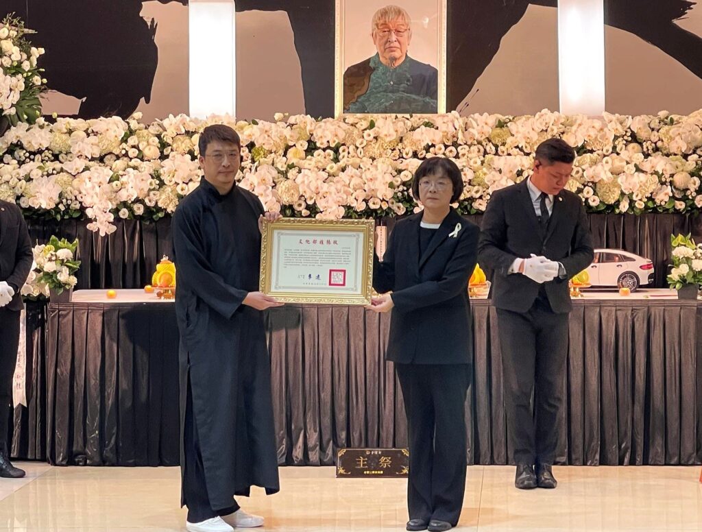 %E5%BE%90%E5%AE%9C%E5%90%9B 1024x776 1