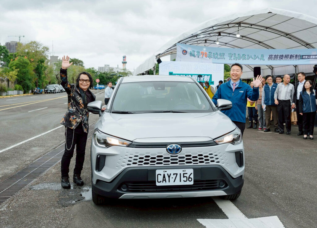 %E6%B2%88%E6%96%87%E7%A8%8B%E9%99%B3%E4%B8%96%E5%87%B1 1024x736 1