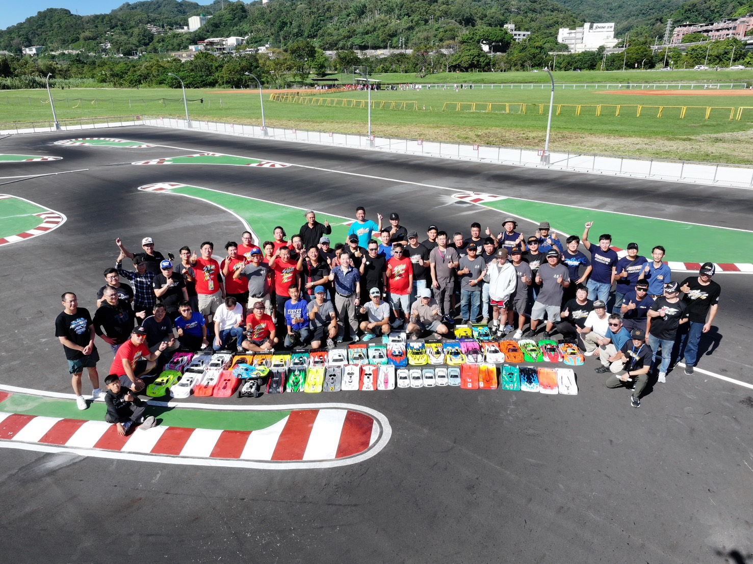 %E9%AB%98%E7%81%98%E8%99%95%E8%88%87%E5%8F%B0%E7%81%A3%E9%81%99%E6%8E%A7%E8%BB%8A%E6%A8%A1%E5%9E%8B%E5%8D%94%E6%9C%83%E5%85%B1%E5%90%8C%E8%BE%A6%E7%90%86%E6%AF%94%E8%B3%BD%E6%B4%BB%E5%8B%95%E7%82%BA%E5%B1%B1%E4%BD%B3%E9%81%99%E6%8E%A7%E8%B3%BD%E8%BB%8A%E5%A0%B4%E5%AE%8C%E5%B7%A5%E6%8F%AD%E5%B9%95