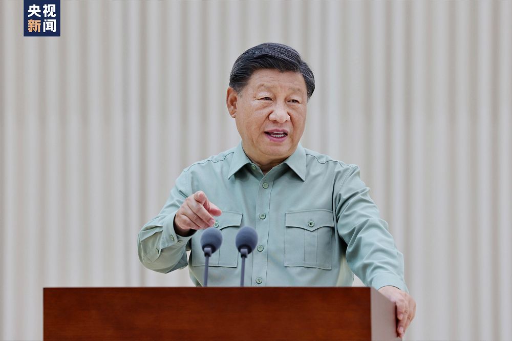 中共總書記暨中央軍委主席習近平黨對部隊發表講話，2049年「實現民族偉大復興」也一直是其「雙百方針」的重要政策著力點。圖／取自央視新聞