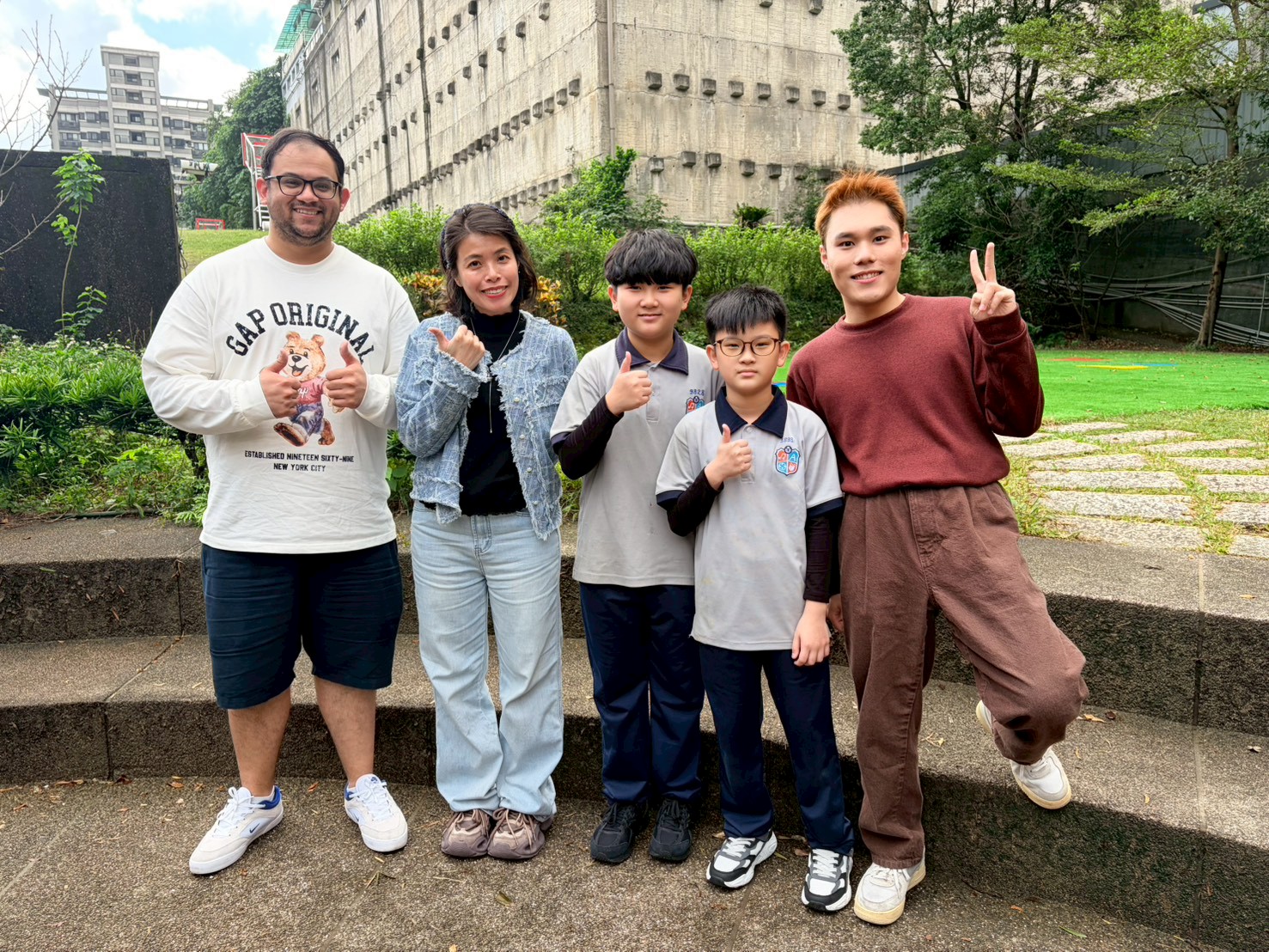 LINE ALBUM 114%E8%8B%B1%E8%AA%9E%E5%AD%B8%E8%97%9D%E7%AB%B6%E8%B3%BD 251202 1