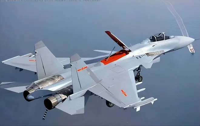 中日戰機爆雷達照射爭議 陸軍事專家:可視作訓練靶標、後果自負 2 圖為遭日本指控的同類機型殲-15。圖/取自搜狐網