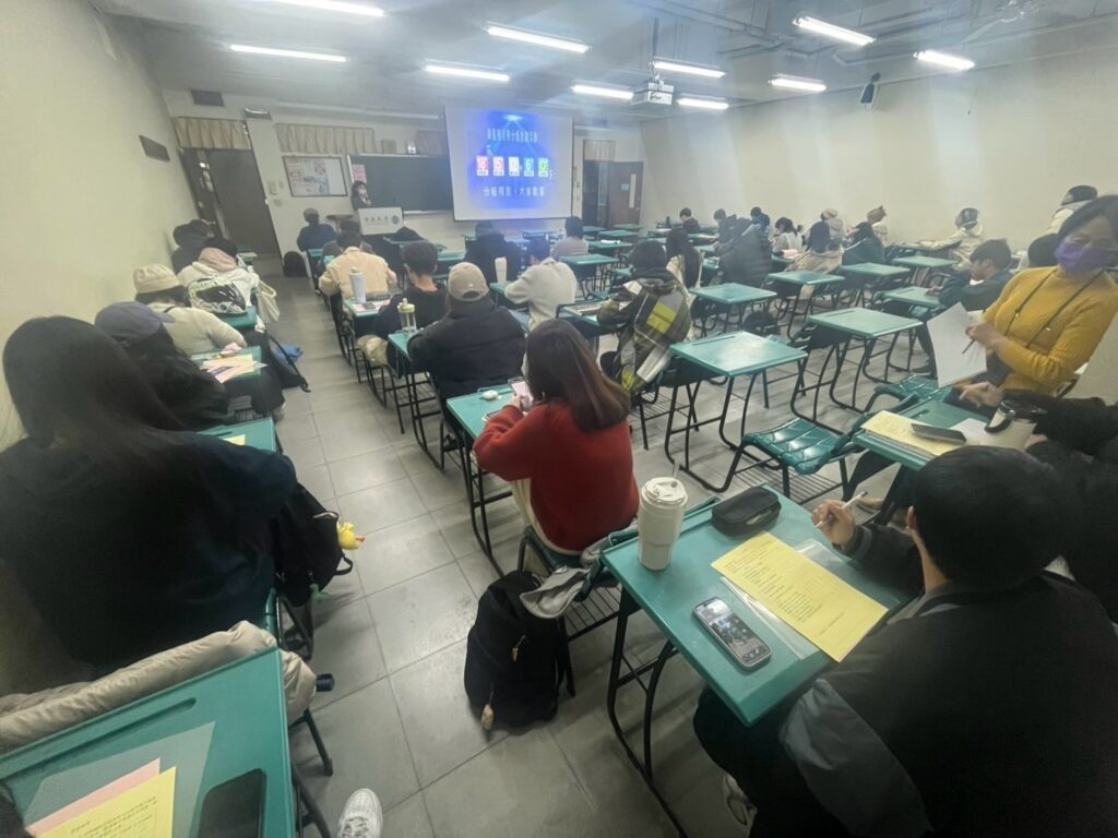 從產業到校園 台北影音公會結合媒體識讀推動節目分級宣導涵蓋大專與中小學 61 %E5%9C%96%E7%89%871 %E5%AD%B8%E6%A0%A1 1024x768 1