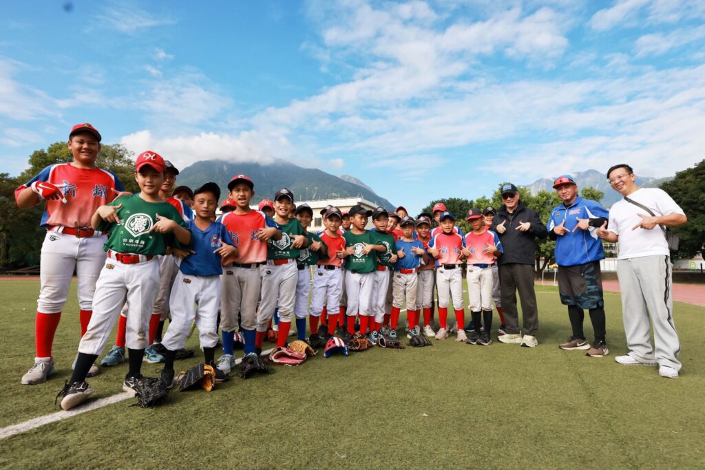 文化部長帶路 在山海之間漫步百大文化基地 聆聽黑潮下的臺灣文化之聲 李遠:將啟動災後文化重建 11 2 12 1024x683 1