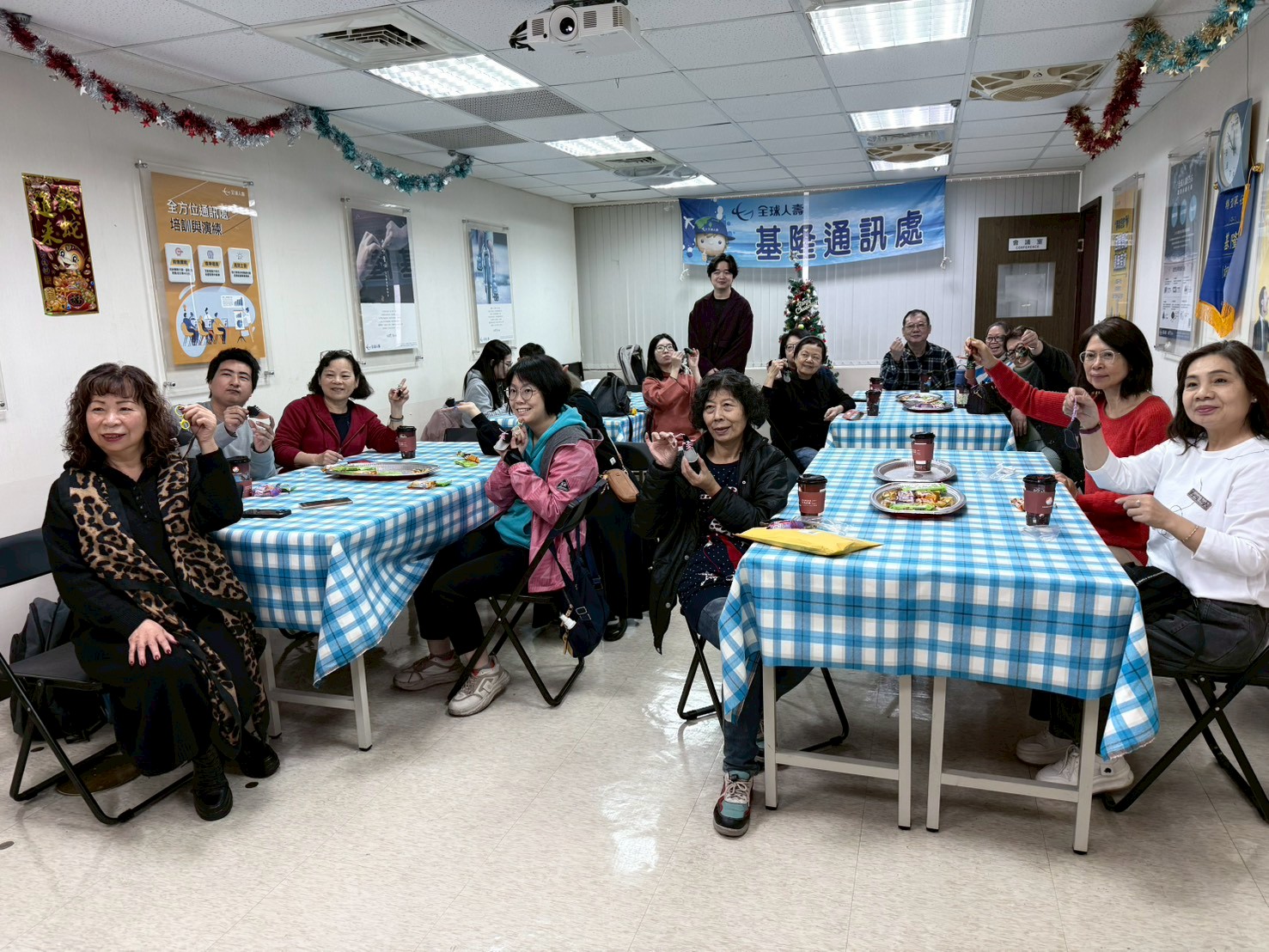 全球人壽舉辦「找到你的腳色,一起邁向步凡未來」鞋作體驗 4 LINE ALBUM 20251214 251214 2