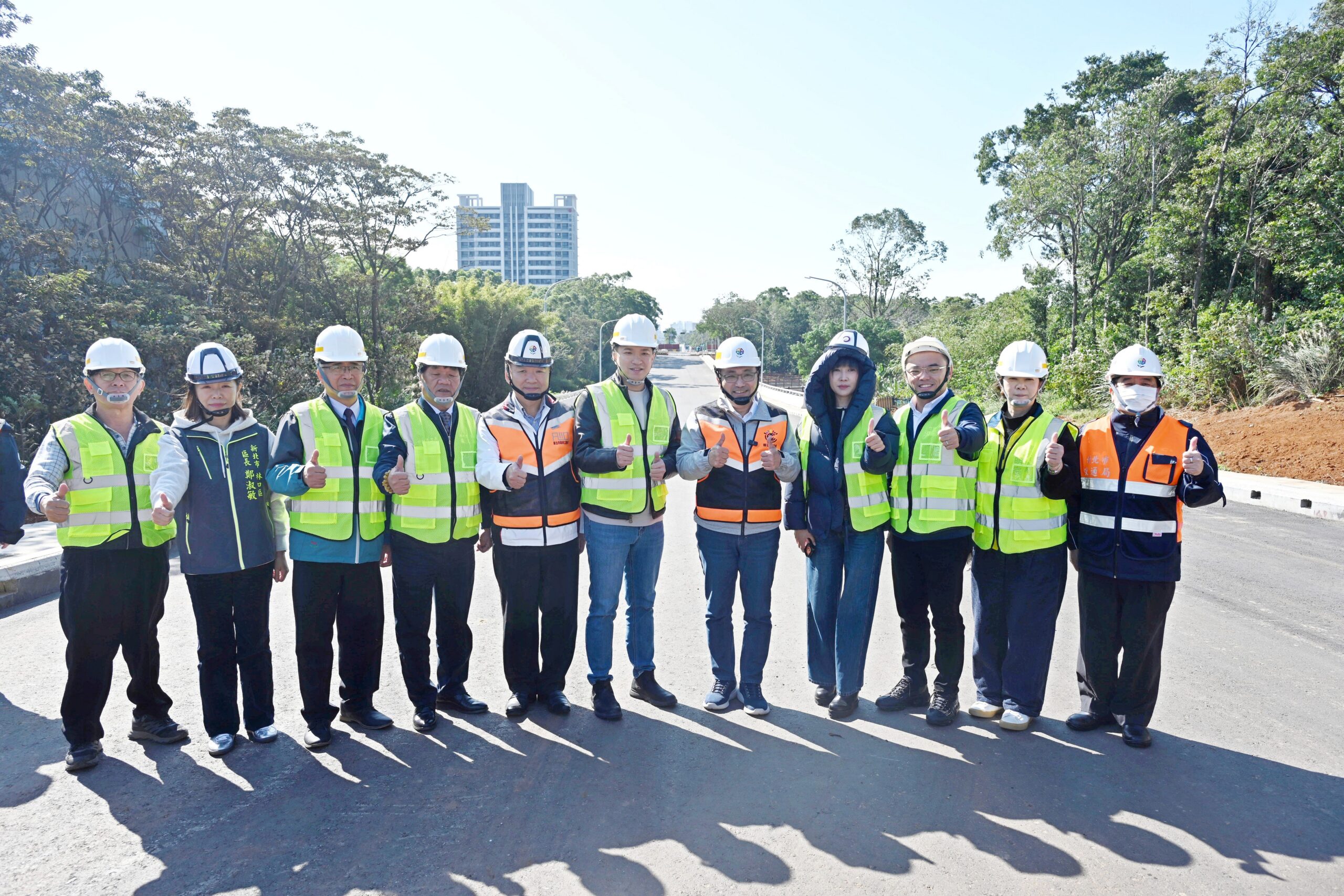 A3%E8%A8%88%E7%95%AB%E9%81%93%E8%B7%AF%E5%85%A8%E9%95%B7213%E5%85%AC%E9%87%8C%E5%B7%A5%E7%A8%8B%E5%8C%85%E5%90%AB%E6%97%A2%E6%9C%89%E8%B7%AF%E6%AE%B5%E6%8B%93%E5%AF%AC%E5%8F%8A%E6%96%B0%E9%97%A2%E9%81%93%E8%B7%AF%E5%AE%8C%E5%B7%A5%E5%BE%8C%E5%B0%87%E6%8F%90%E4%BE%9B%E9%9B%99%E5%90%91%E5%9B%9B%E8%BB%8A%E9%81%93%E5%8F%8A22%E5%85%AC%E5%B0%BA%E5%AF%AC%E7%9A%84%E4%BA%BA%E8%A1%8C%E7%A9%BA%E9%96%93%E6%8F%90%E4%BE%9B%E8%88%92%E9%81%A9%E5%AE%89%E5%85%A8%E7%9A%84%E4%BA%BA%E6%9C%AC%E9%80%9A%E8%A1%8C%E7%92%B0%E5%A2%83 scaled 1