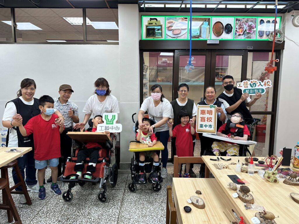 工藝入校扎根全臺 讓孩子感受工藝的美好 10 15 1 1024x768 1