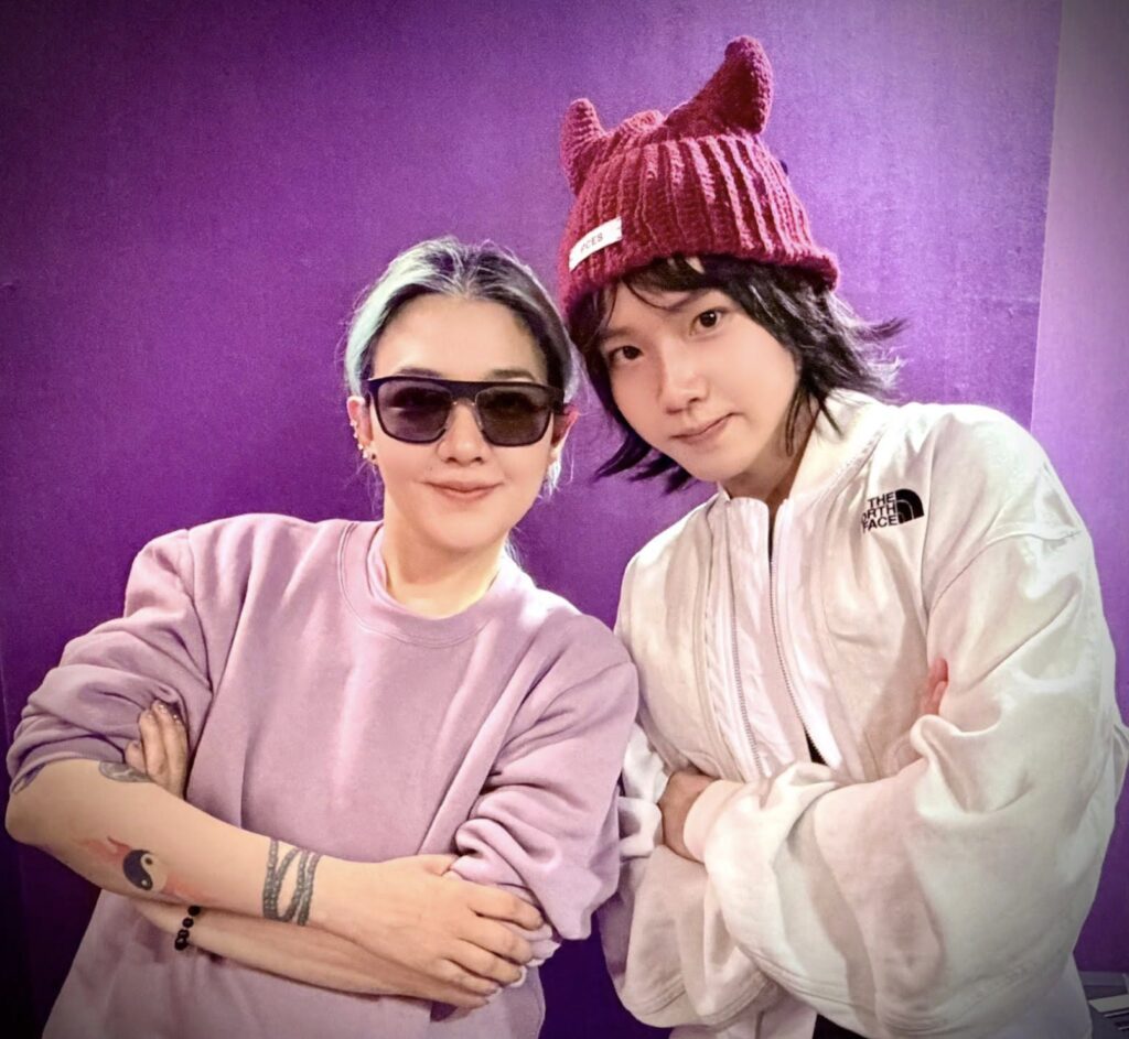 不是致敬是對頻!范曉萱彈琴開空間 持修即興玩〈氧氣〉世代聲音撞一起 11 %E4%B8%8B%E5%8D%88656 2025 12 17%E7%9A%84%E5%BD%B1%E5%83%8F 1024x943 1