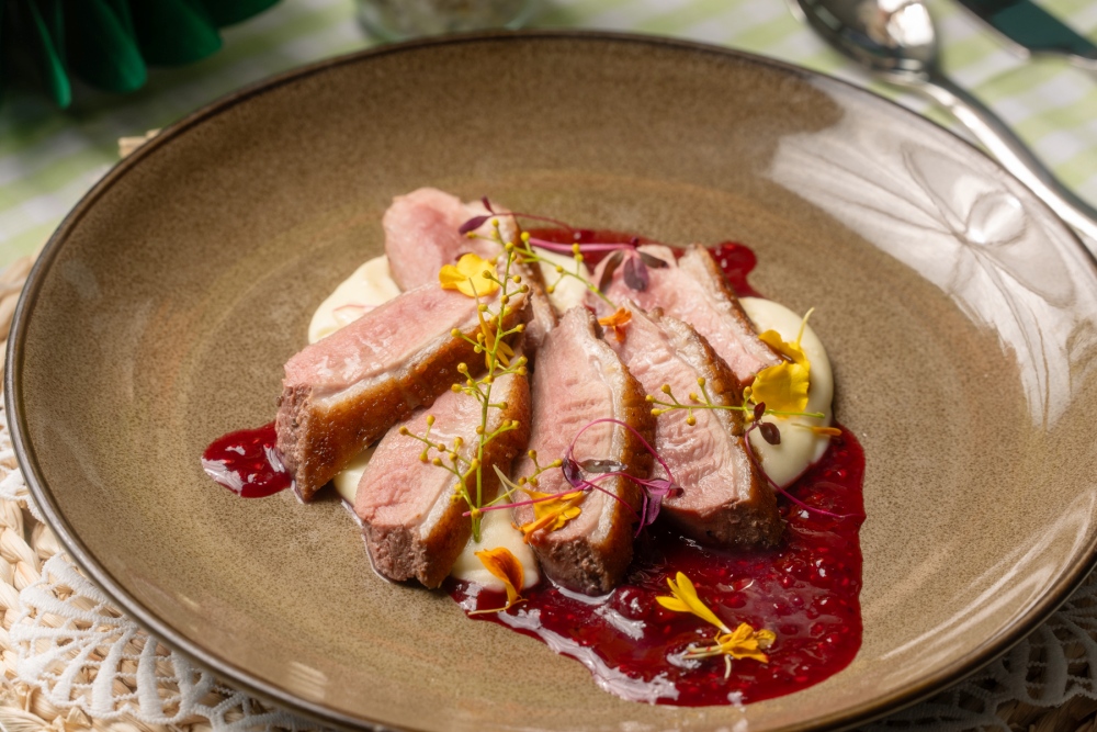 極智烹飪新時代 美善品多功能料理機 TM7 帶你邁入「生活美味新篇章」 6 02%E4%BD%BF%E7%94%A8%E7%BE%8E%E5%96%84%E5%93%81TM7%E7%83%B9%E7%85%AE%E8%8E%93%E6%9E%9C%E9%B4%A8%E8%83%B8%E4%BD%90%E9%A6%AC%E9%88%B4%E8%96%AF%E6%B3%A5