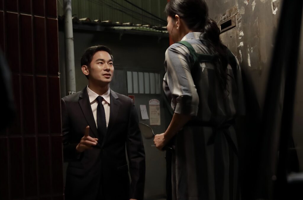 轉角巧遇嚇到湯灑出來 齋藤良神設計 〈外家〉差點變熱湯版MV 6 %E4%B8%8B%E5%8D%88414 2025 12 18%E7%9A%84%E5%BD%B1%E5%83%8F 1024x677 1