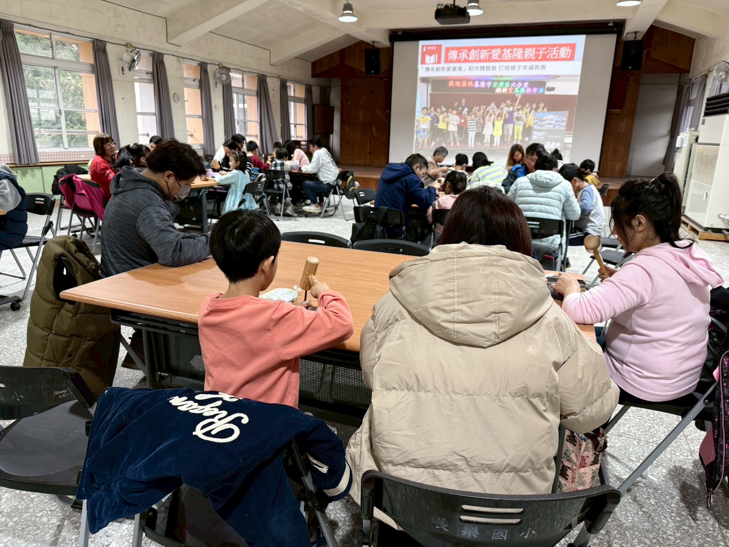 LINE ALBUM 1141221%E9%95%B7%E6%A8%82%E5%9C%8B%E5%B0%8F%E9%9E%8B%E4%BD%9C 251221 10