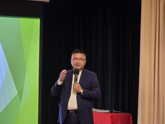 %E9%AB%98%E9%BC%8E%E5%AE%B8 %E5%9C%96%E7%89%87